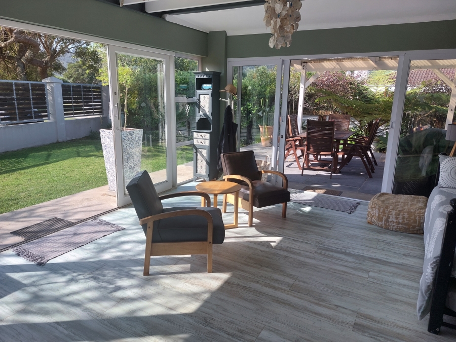 2 Bedroom Property for Sale in The Island Western Cape